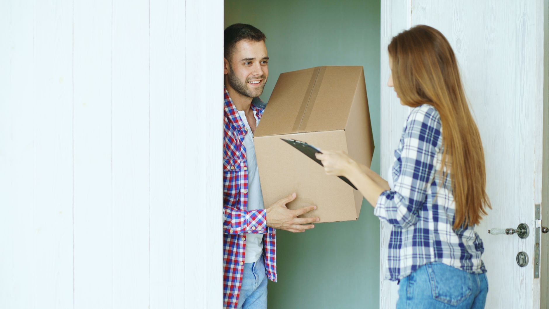 home delivery service with package exchange